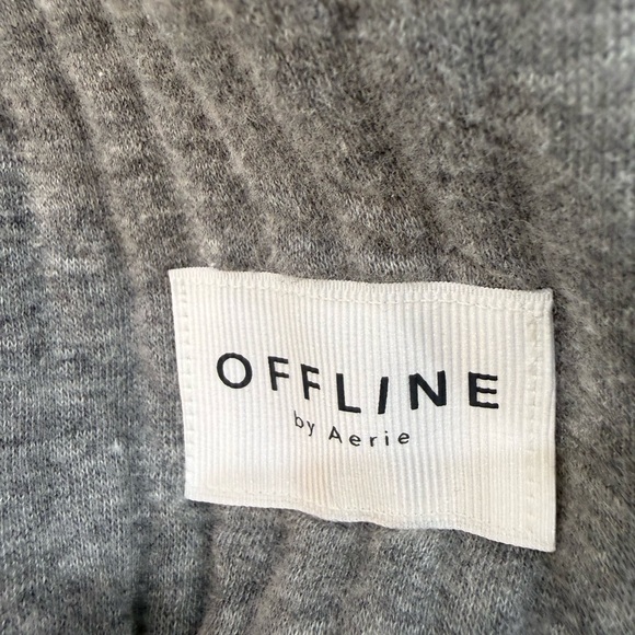 NWT AERIE OFFLINE Hoodie - Picture 3 of 4